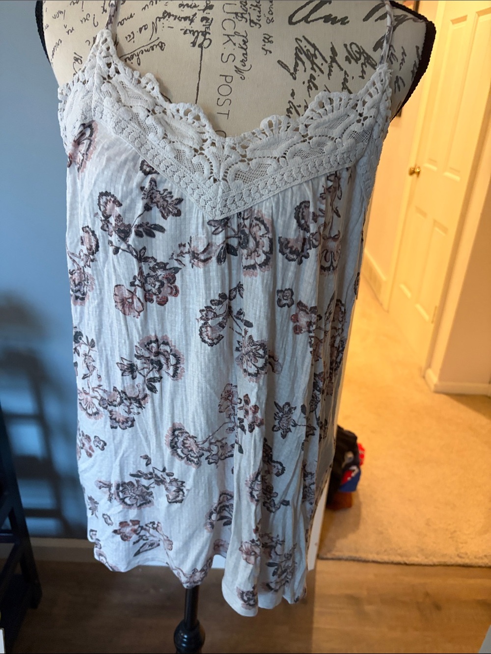 Lot of 3 Maurice’s Boho Lace-Trim XL Tank Top - Sage, Rose, Floral - Picture 5 of 5